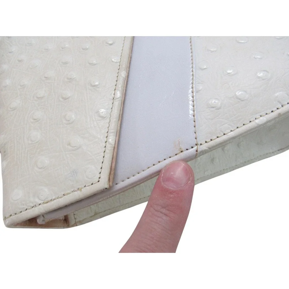 Vtg TOWN & COUNTRY Off-White Faux Leather Ostrich Print Top Handle Box PURSE/Bag